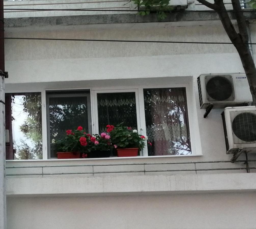 В Сърцето На Варна Ви Очаква Прекрасен И Просторен Апартамент Exterior photo